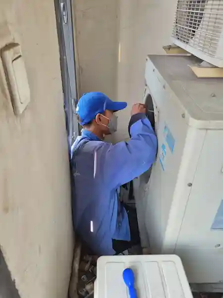 Bảng giá sửa máy lạnh chi tiết. Ngoài ra còn có các bảng giá vệ sinh máy lạnh, vật tư máy lạnh, dịch vụ tháo lắp máy lạnh uy tín tại Sài Gòn (Thành phố Hồ Chí Minh ) TPHCM